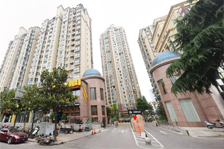 密州润东·华府壹号4室2厅2卫145万142.07m2出售